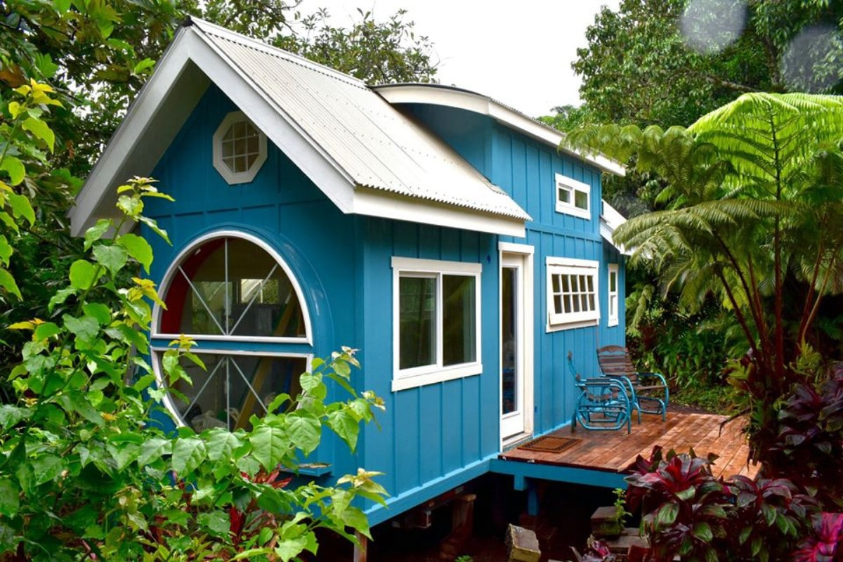 Stunning Beautiful The Mini Mountain Blue Cottage Home